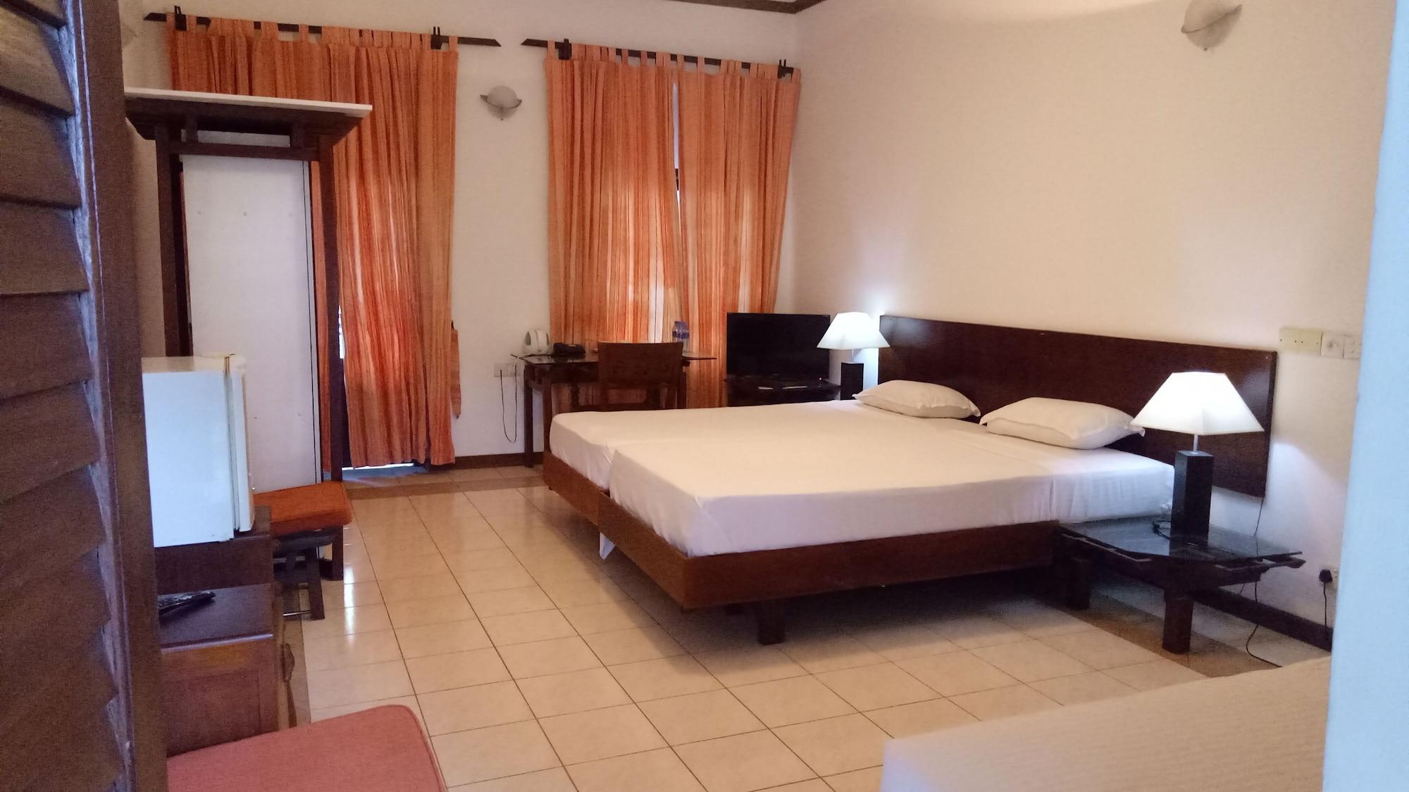 Welcombe Hotel Trincomalee Exteriör bild